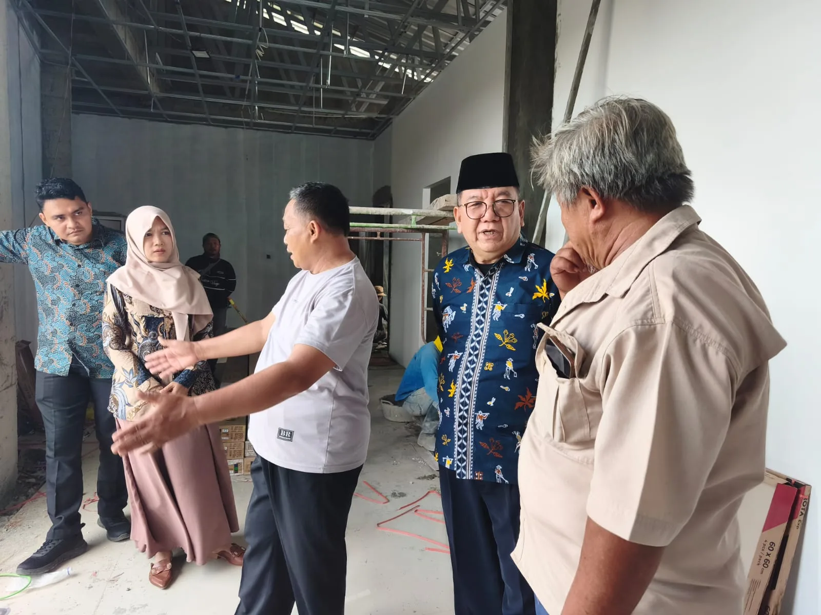 Kasi Bimas Islam Tinjau Pembangunan Gedung KUA Negeri Katon