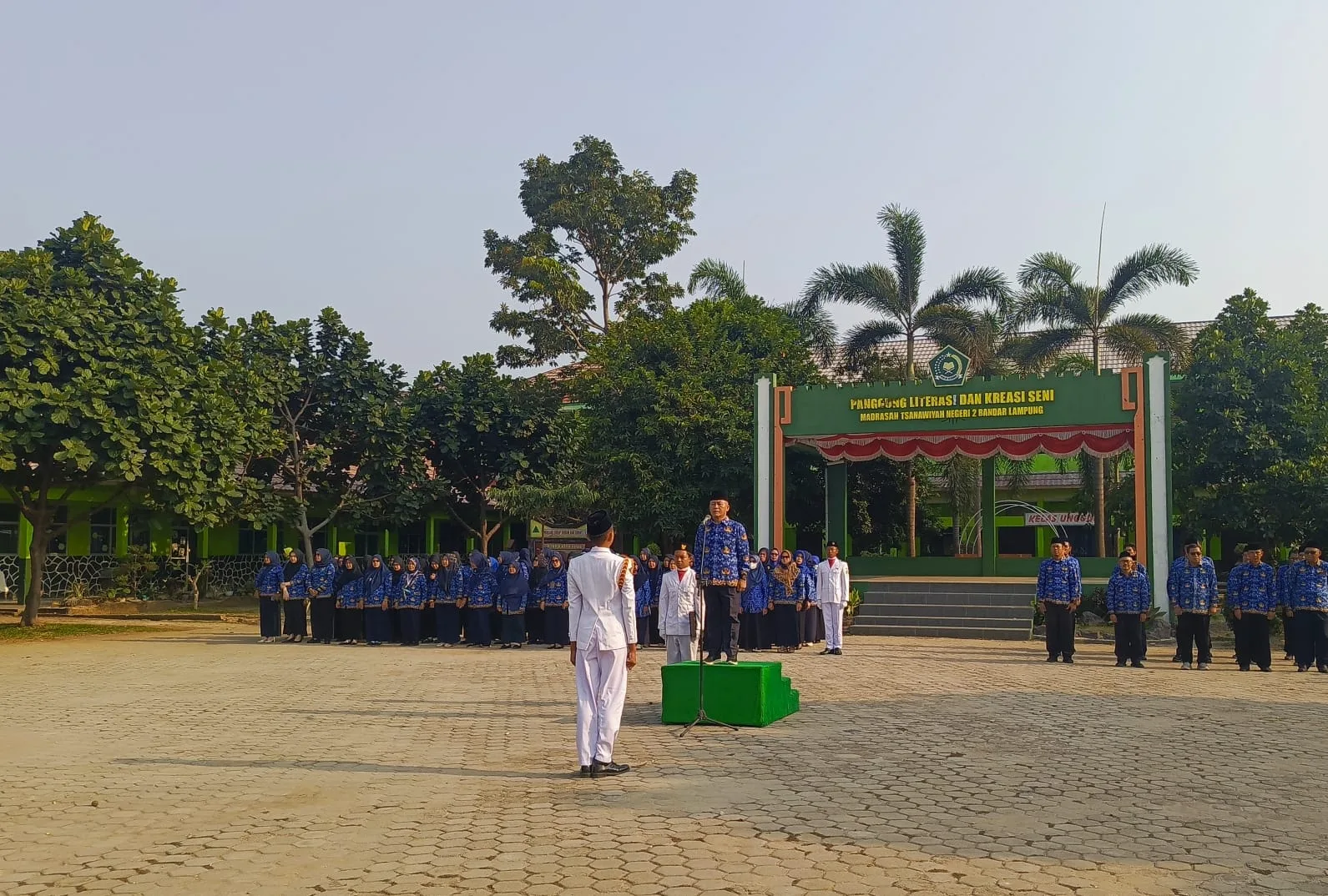 MTsN 2 Bandar Lampung Kobarkan Semangat Pancasila pada Peringatan Hari Kesaktian Pancasila 2026